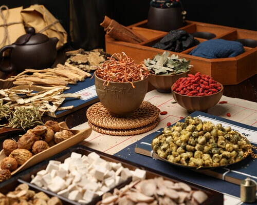 Anhui Fengyuan Tongling Chinese Herbal Pieces Co., Ltd. Processes Chinese Herbal Pieces